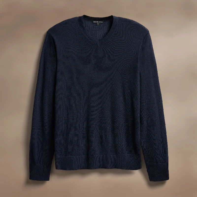 Ultra Fine Cashmere V Neck Sweater - Dark Navy