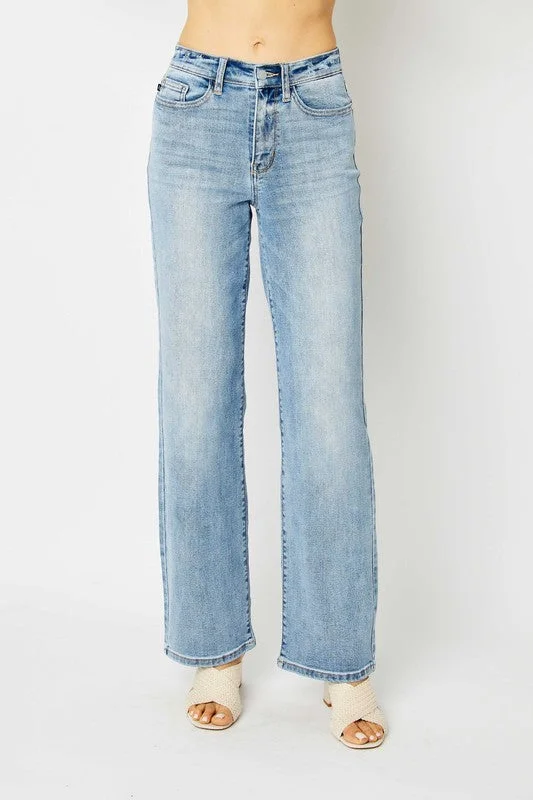 Judy Blue High Rise Non-Distressed Straight Jeans