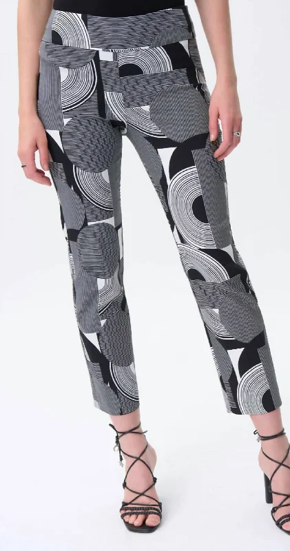 Geometric Print Cropped Pants In Vanilla Black